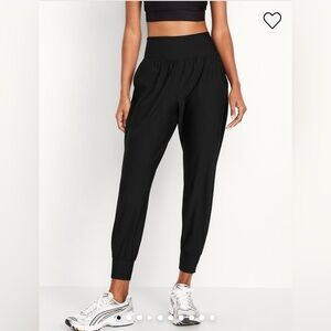 Old Navy High Waisted PowerSoft Pocket Jogger, M